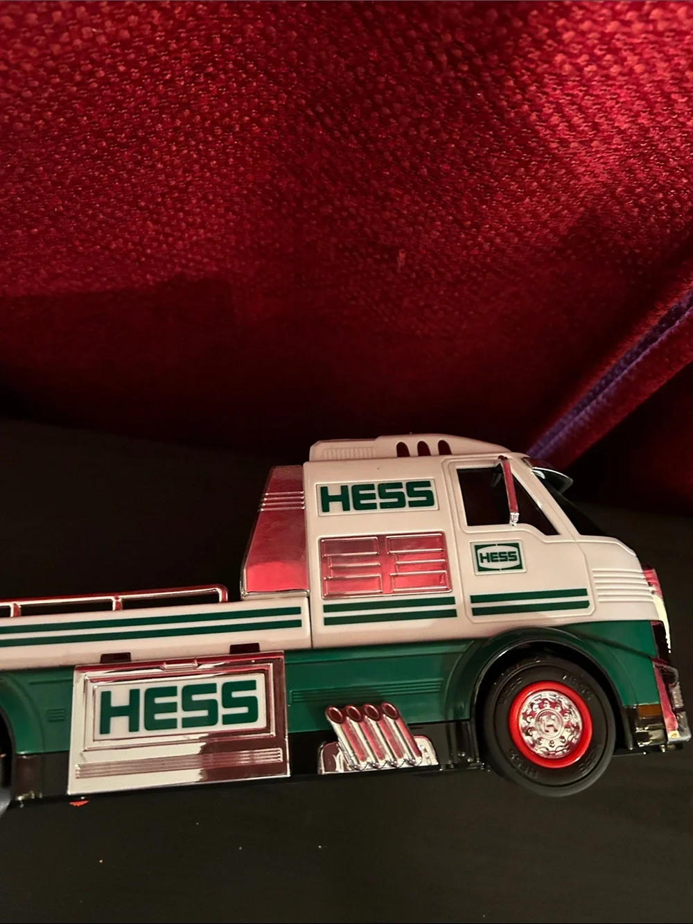 Vintage Hess Green & White Toy Truck – Kids' Classic Ride-On Truck